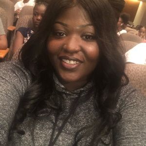 Meet your Posher, Jillian